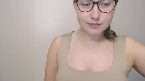 Snapshot of hartfoxx chatting on 10-03-25, 07:33 hartfoxx online show from 10-03-25, 07:33