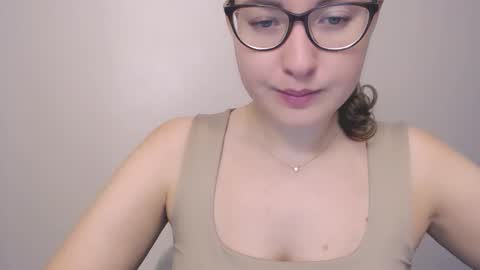 Snapshot of hartfoxx chatting on 10-10-25, 08:41 hartfoxx online show from 10-10-25, 08:41