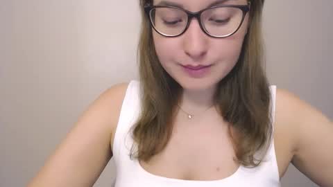 Snapshot of hartfoxx chatting on 10-11-25, 02:37 hartfoxx online show from 10-11-25, 02:37