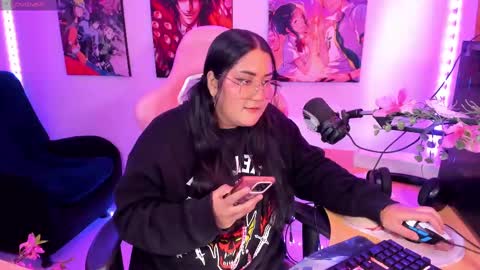 karen  online show from 02-22-25, 05:24