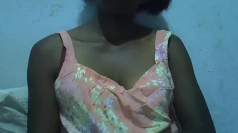 Snapshot of harysette chatting on 12-22-24, 07:31 harysette online show from 12-22-24, 07:31