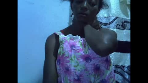 Snapshot of harysette chatting on 02-06-25, 02:44 harysette online show from 02-06-25, 02:44