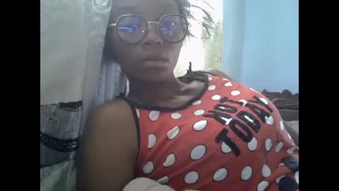 Snapshot of harysette chatting on 02-07-25, 12:17 harysette online show from 02-07-25, 12:17