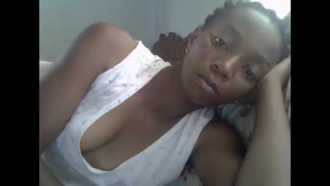 Snapshot of harysette chatting on 01-07-26, 06:05 harysette online show from 01-07-26, 06:05