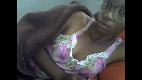 Snapshot of harysette chatting on 05-03-26, 06:19 harysette online show from 05-03-26, 06:19
