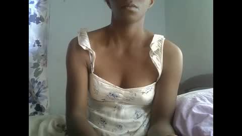 Snapshot of harysette chatting on 05-10-26, 11:37 harysette online show from 05-10-26, 11:37