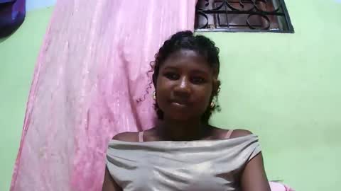 Snapshot of hasleyinah chatting on 01-05-26, 05:27 hasleyinah online show from 01-05-26, 05:27