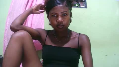 Snapshot of hasleyinah chatting on 02-16-26, 08:21 hasleyinah online show from 02-16-26, 08:21