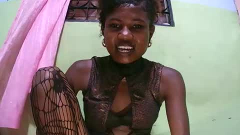 Snapshot of hasleyinah chatting on 02-16-26, 08:38 hasleyinah online show from 02-16-26, 08:38