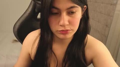 Snapshot of hasszul_2 chatting on 03-12-26, 09:54 hasszul_2 online show from 03-12-26, 09:54