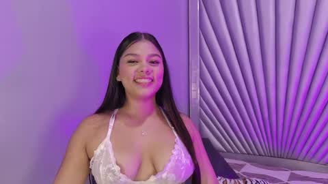 Snapshot of hatsajones chatting on 04-05-26, 05:26 hatsajones online show from 04-05-26, 05:26