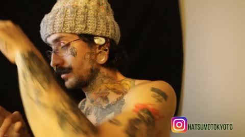 More content   2   online show from 01-21-25, 01:18