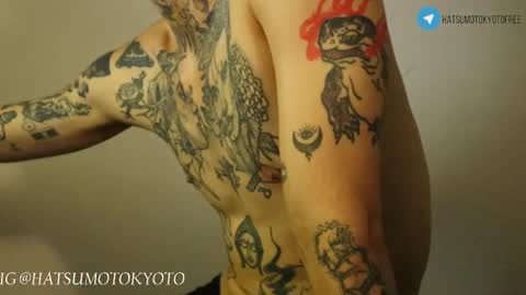 More content   2   online show from 03-11-25, 12:54