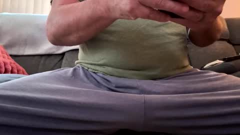 Snapshot of hawks2113 chatting on 11-05-25, 09:20 hawks2113 online show from 11-05-25, 09:20