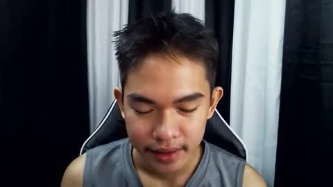 Snapshot of hayden_cumgiver chatting on 11-11-25, 08:31 jon hayden online show from 11-11-25, 08:31