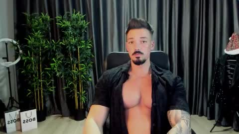 HaydenSpears online show from 11-18-25, 02:43