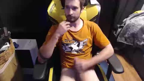 Snapshot of haydxxx chatting on 12-04-25, 08:01 Haydxxx online show from 12-04-25, 08:01