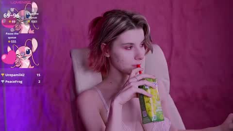 haylaamber online show from 02-02-25, 01:08