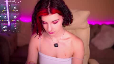 haylaamber online show from 03-25-26, 02:34