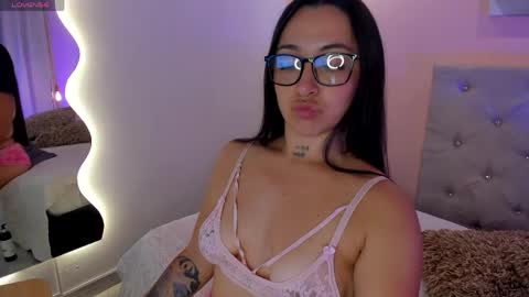 Snapshot of haze_vibes chatting on 05-17-26, 03:15 Maria online show from 05-17-26, 03:15
