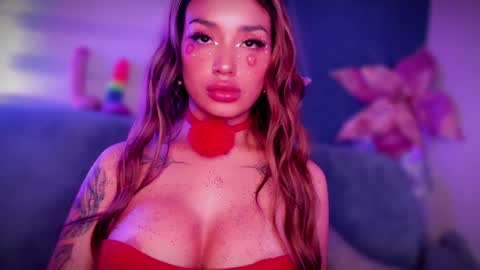 Snapshot of hazeeell chatting on 01-30-25, 02:16 Marie online show from 01-30-25, 02:16