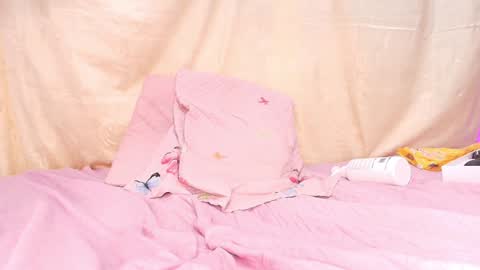 Snapshot of hazel_kataleya chatting on 01-10-25, 10:36 kataleya online show from 01-10-25, 10:36