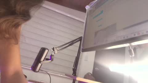 Snapshot of hazel_kataleya chatting on 01-17-25, 07:27 kataleya online show from 01-17-25, 07:27