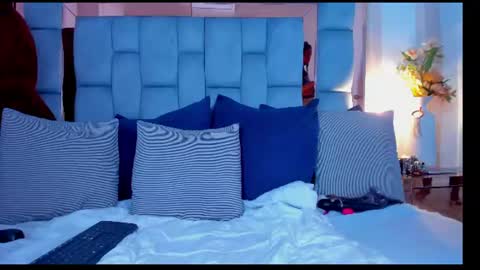 hazel_lanee online show from 06-25-26, 06:51
