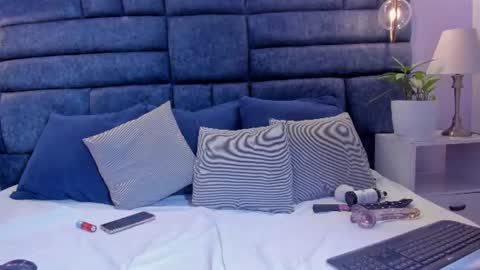hazel_lanee online show from 07-16-26, 06:19