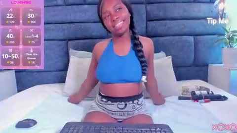 hazel_lanee online show from 07-29-26, 05:16