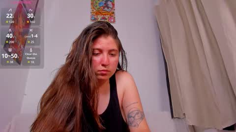Snapshot of hazel_shy chatting on 03-19-26, 11:31 Im Hazel online show from 03-19-26, 11:31