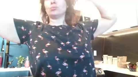 Hazel online show from 06-03-26, 02:55