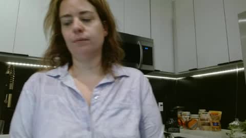Snapshot of hazel_skye chatting on 06-17-26, 03:13 Hazel online show from 06-17-26, 03:13