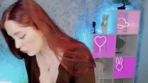 Hazel online show from 08-03-26, 12:32