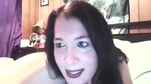 hazelbasil32728 online show from 10-27-25, 12:04