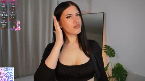 hazelhayees online show from 03-14-26, 11:04