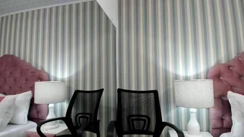 Snapshot of hazelmoret chatting on 02-22-25, 12:29 HazelMoret online show from 02-22-25, 12:29