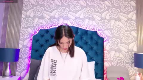 Snapshot of hazelmoret chatting on 02-11-26, 03:11 HazelMoret online show from 02-11-26, 03:11