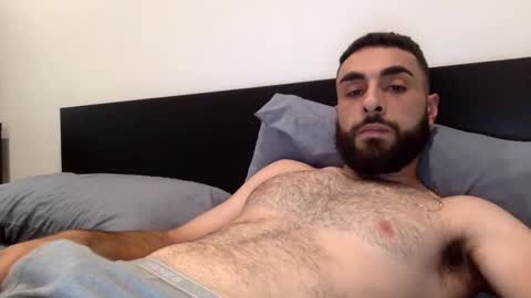 Snapshot of hbabian chatting on 09-22-25, 10:23 hbabian online show from 09-22-25, 10:23
