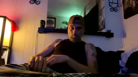 Snapshot of hbsethy chatting on 11-17-25, 08:09 HBSethy online show from 11-17-25, 08:09