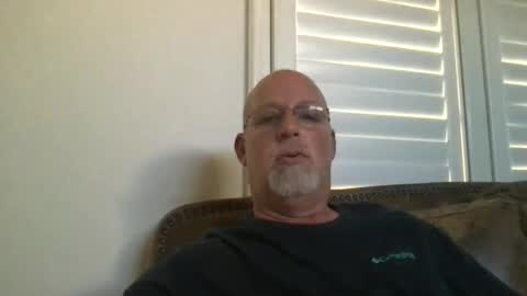 Snapshot of hdeuce22 chatting on 11-20-25, 08:52 Hdeuce22 online show from 11-20-25, 08:52