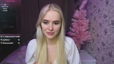 Valeria online show from 12-28-24, 01:49