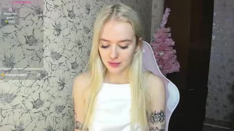 Valeria online show from 01-05-25, 08:43