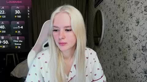 Valeria online show from 01-26-25, 07:53