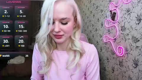 Valeria online show from 03-10-25, 03:41