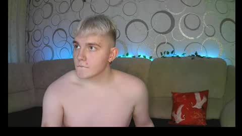 Snapshot of heatctrl chatting on 02-13-26, 08:16 Justin online show from 02-13-26, 08:16