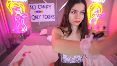 heavenelle online show from 11-02-25, 07:00