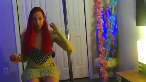 Snapshot of heavenllyy chatting on 05-23-26, 03:12 Heavenllyy online show from 05-23-26, 03:12
