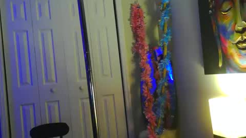 Snapshot of heavenllyy chatting on 06-11-26, 02:44 Heavenllyy online show from 06-11-26, 02:44