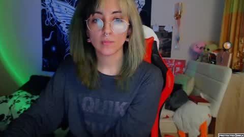 Snapshot of heavenlycreature chatting on 04-16-26, 10:34 Diana online show from 04-16-26, 10:34